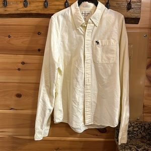 Men’s XL Abercrombie and Fitch yellow button down shirt.